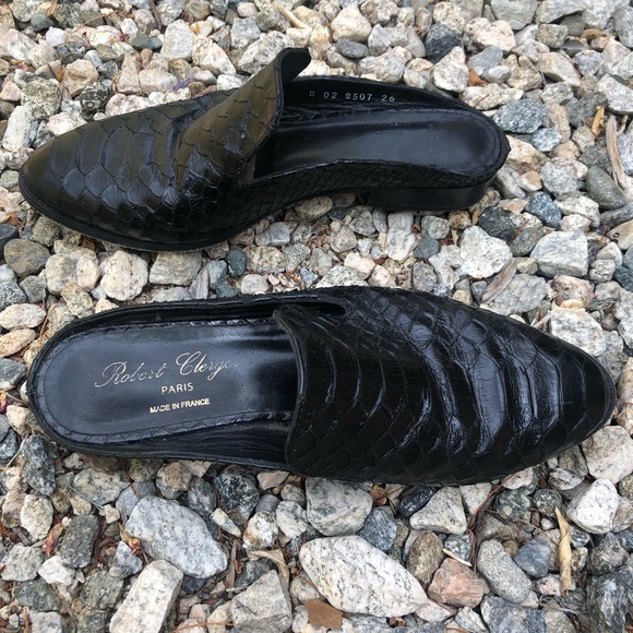 Robert Clergerie Alligator Skin Closed Toe Mule - Picture 10 of 10